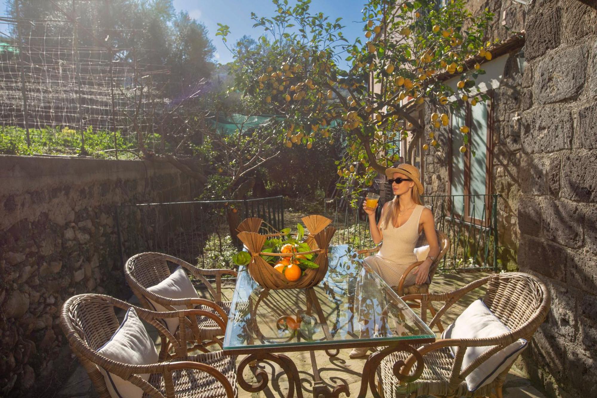 Il Pozzillo Maison มัสซาลูเบรนเซ ภายนอก รูปภาพ
